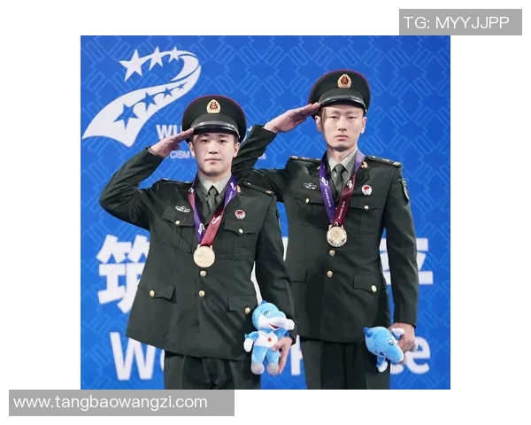 张强的羽毛球人生：从青涩少年到竞技场上的传奇之路